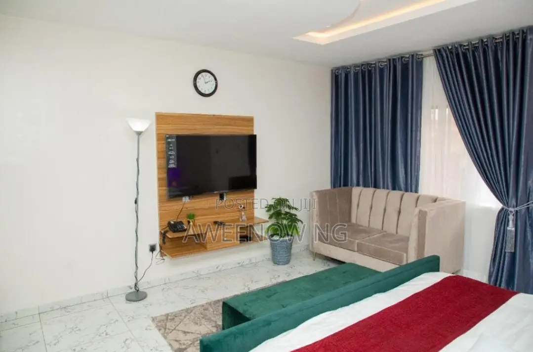 U4 Studio Apartment