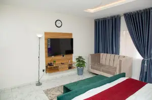 U4 Studio Apartment