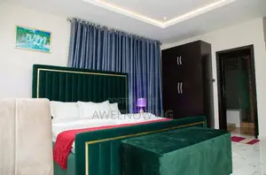 U4 Studio Apartment