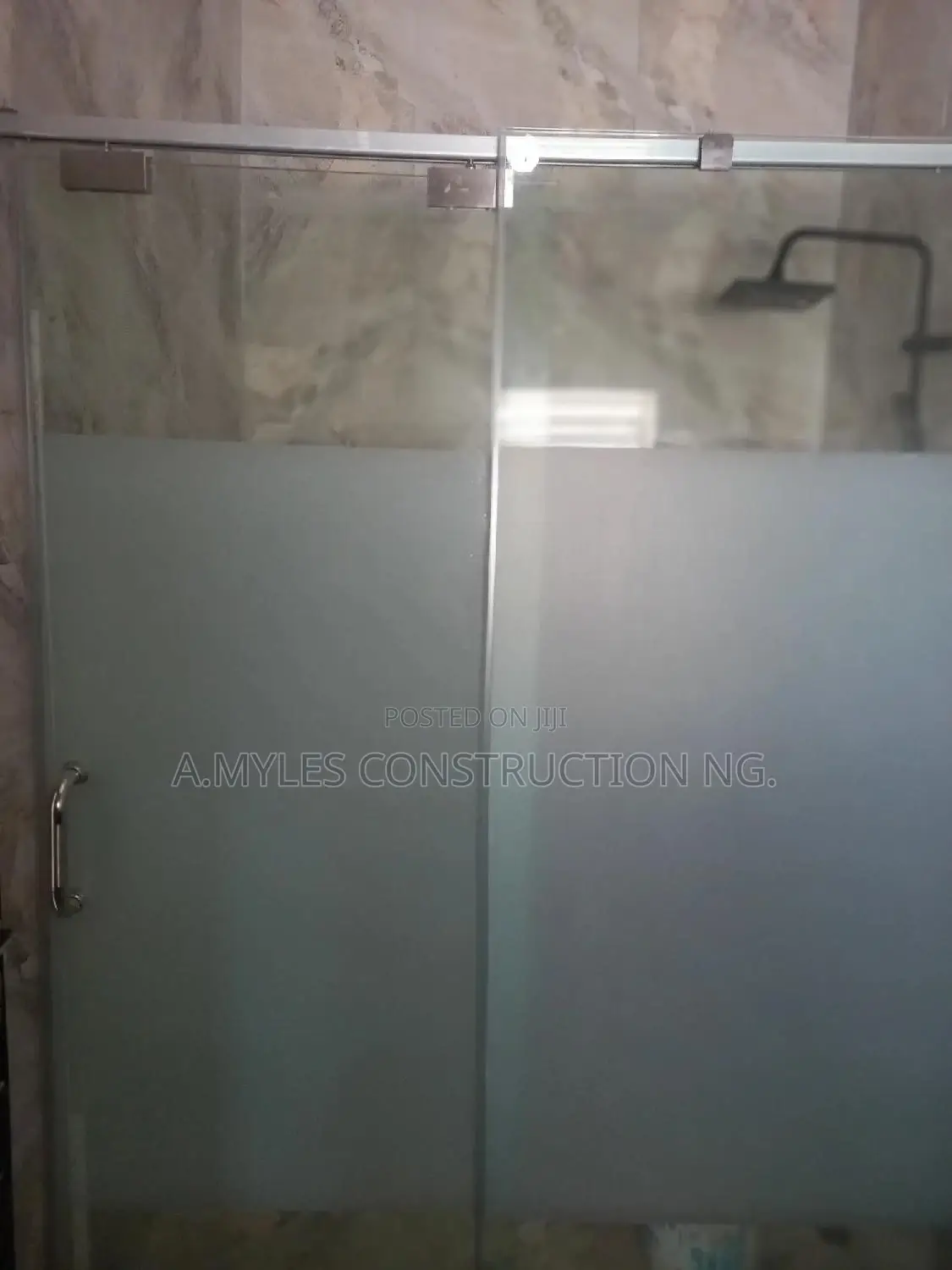 Silver Accessories Shower Cubicles