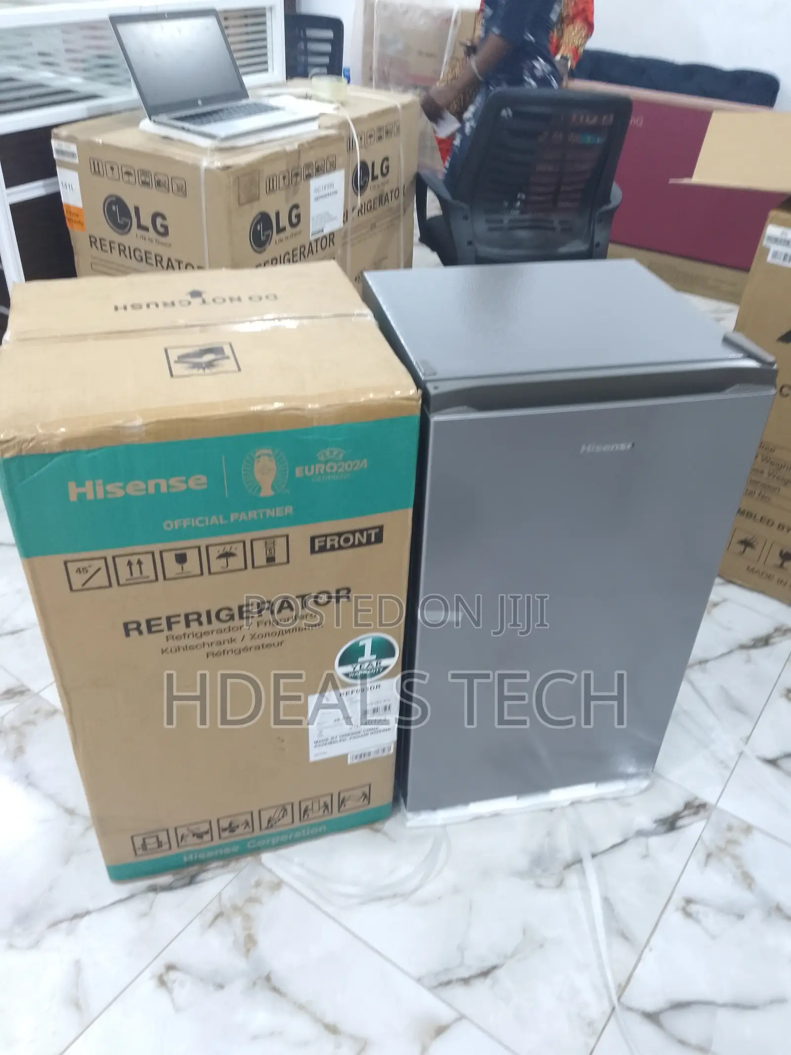 Best Quality Hisense 90L Refrigerator.