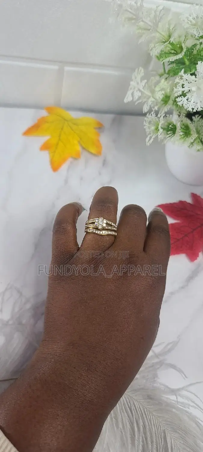 Gold Wedding Ring for Brides
