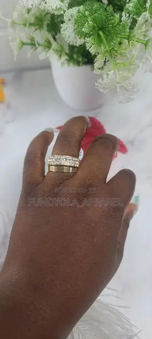 Gold Wedding Ring for Brides