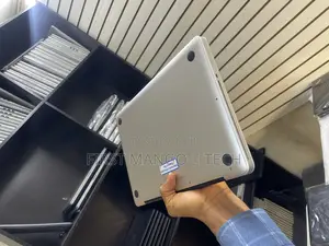 Laptop Apple MacBook Pro 2012 8GB Intel Core I5 HDD 500GB