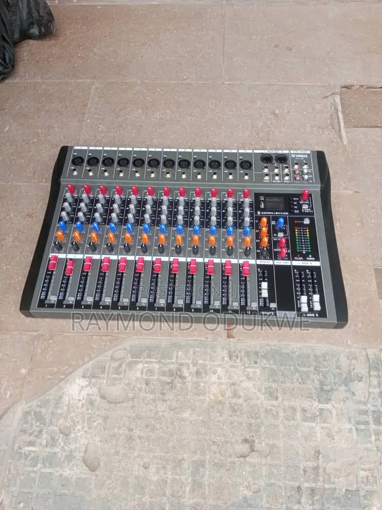 Professional Yamaha 12 Channel Mixer With Usb/ Bluetooth
