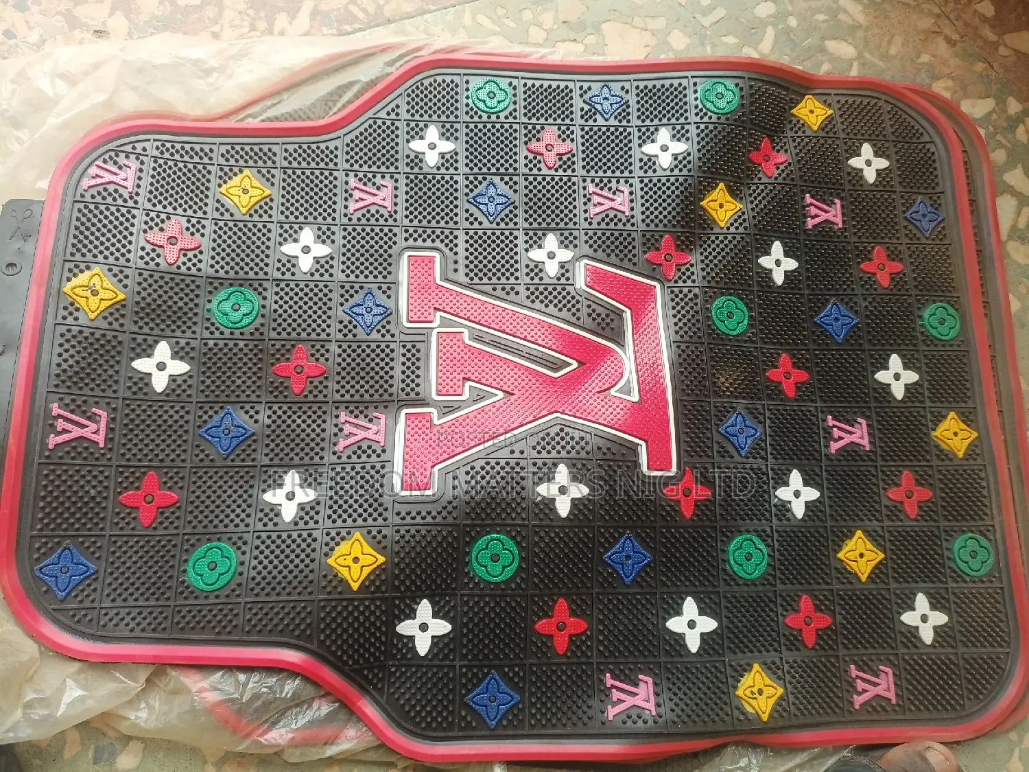 Louis Vuitton Foot Math