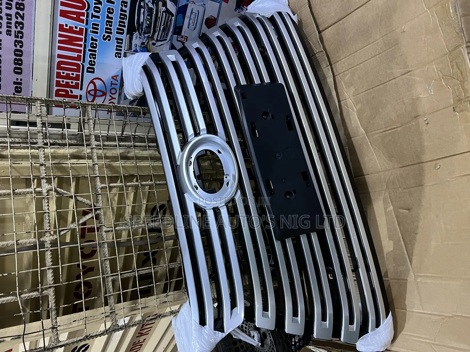 Complete Front Grille Lexus Lx600 2023/2024 Model