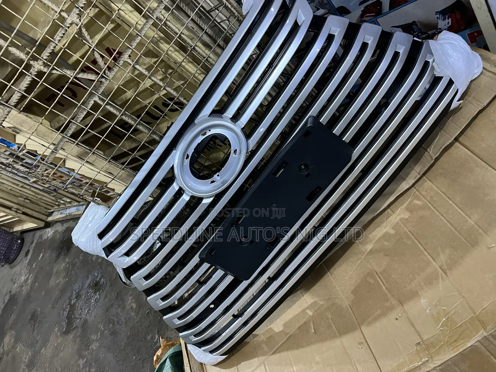 Complete Front Grille Lexus Lx600 2023/2024 Model