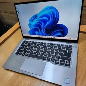 Laptop Dell Latitude 7400 8GB Intel Core I5 SSD 256GB