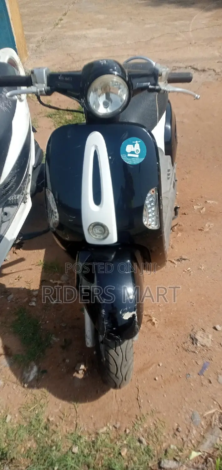 Kymco 2020 Black