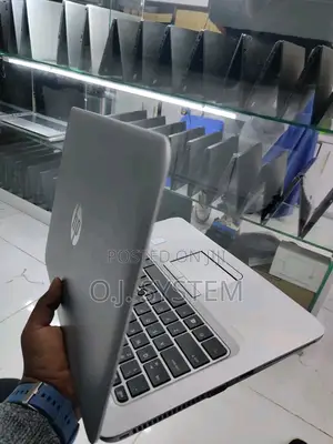 Photo - Laptop HP EliteBook 820 G3 8GB Intel Core I7 HDD+SSD 256GB