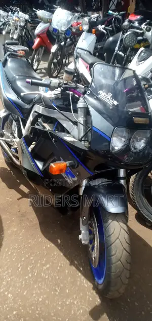 Suzuki GSX 2020 Blue
