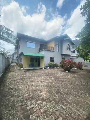 6bdrm Duplex in Ago Lagos for sale