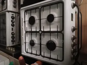 Standard Oven and Grill Hotpoint Four Burner (UK)