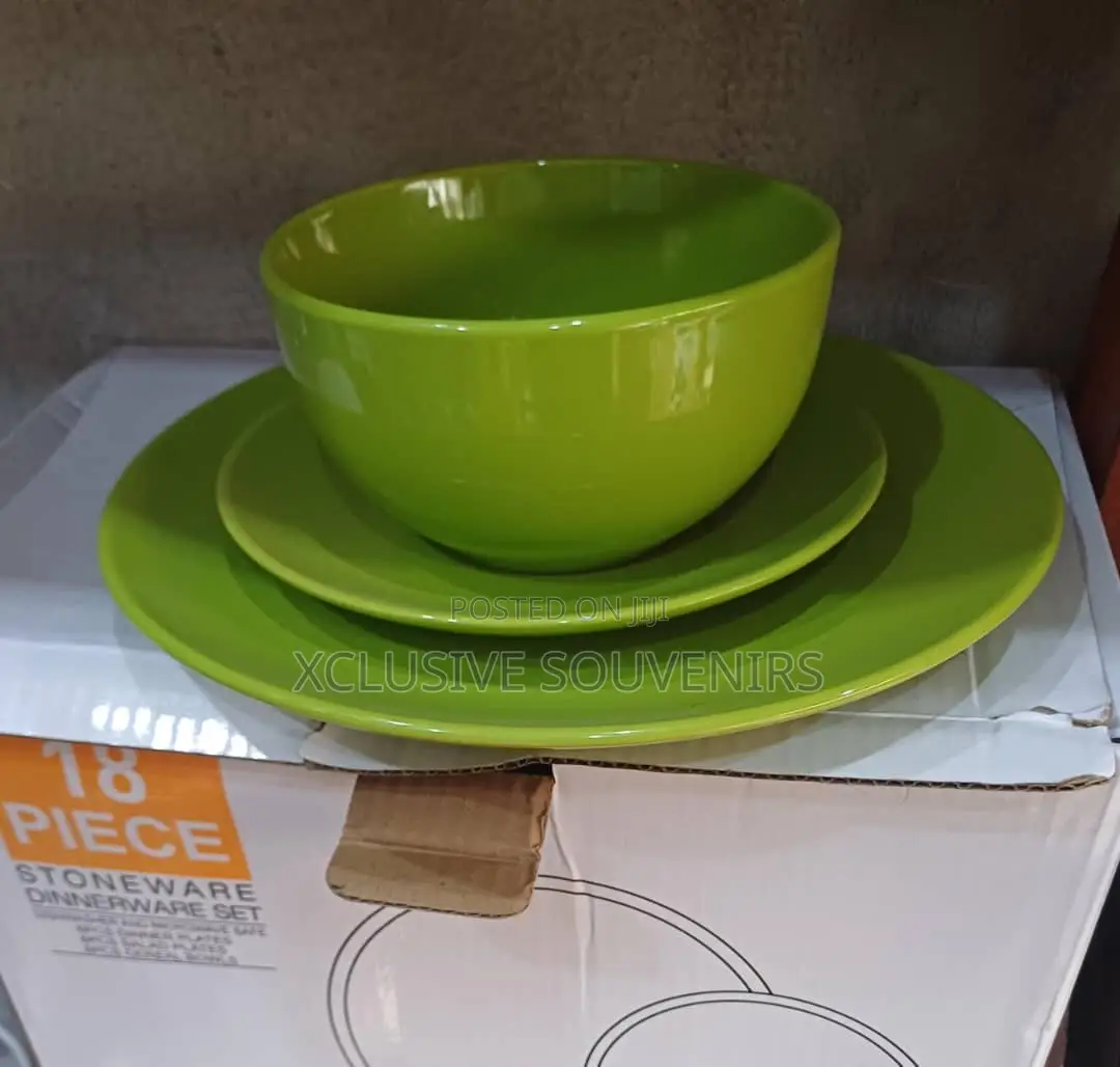 18pcs Dinnerware Set (Service of 6)