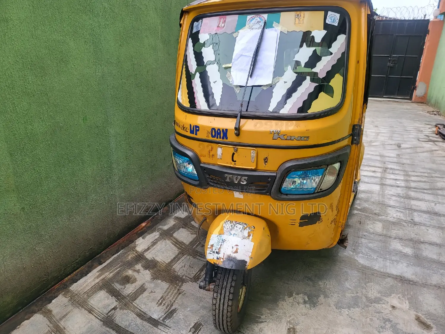 TVS Apache 180 RTR 2022 Yellow