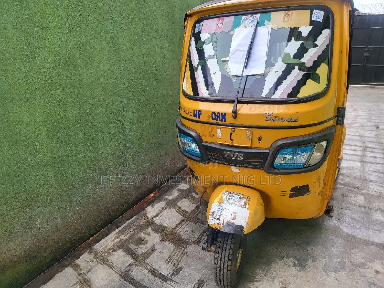 TVS Apache 180 RTR 2022 Yellow