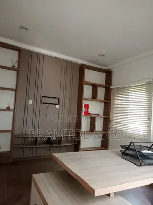 3bdrm Block of Flats in Utako for rent