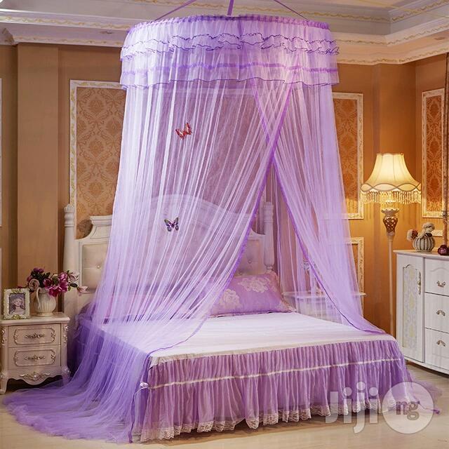 Ceiling Hanging Mosquito Net.