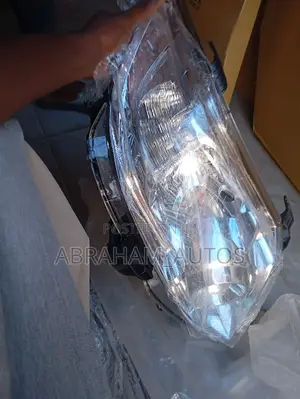 Headlamp for Toyota Fortuner 2012 Available as Seen
