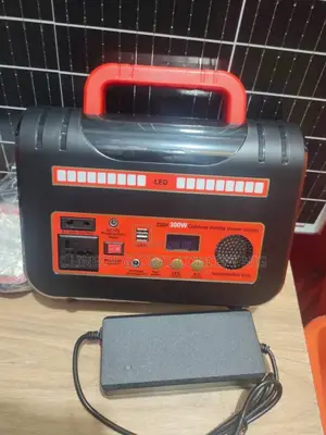 300watt Solar Generator With Photovoltaic MPPT