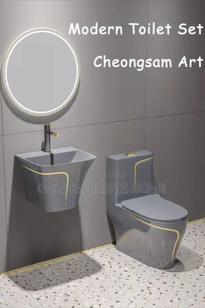 Executive England Water Closet With Suspended Basin