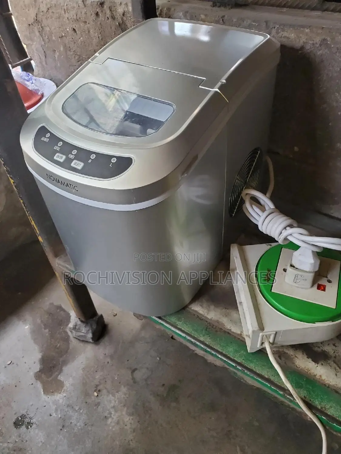 Novamatic Ice Cube Maker Ice Make Bar Party Icecube Machine