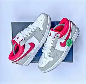 Original NIKE AIR JORDAN 1 Low SE Sneakers Available Instore