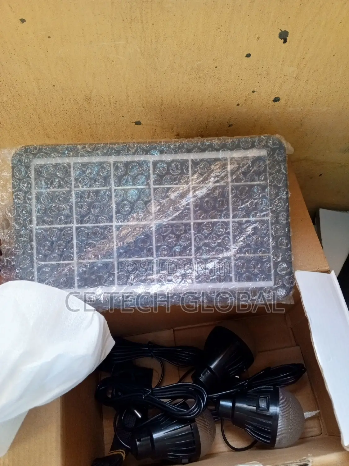 Solar Mp3 and Lighting Kit