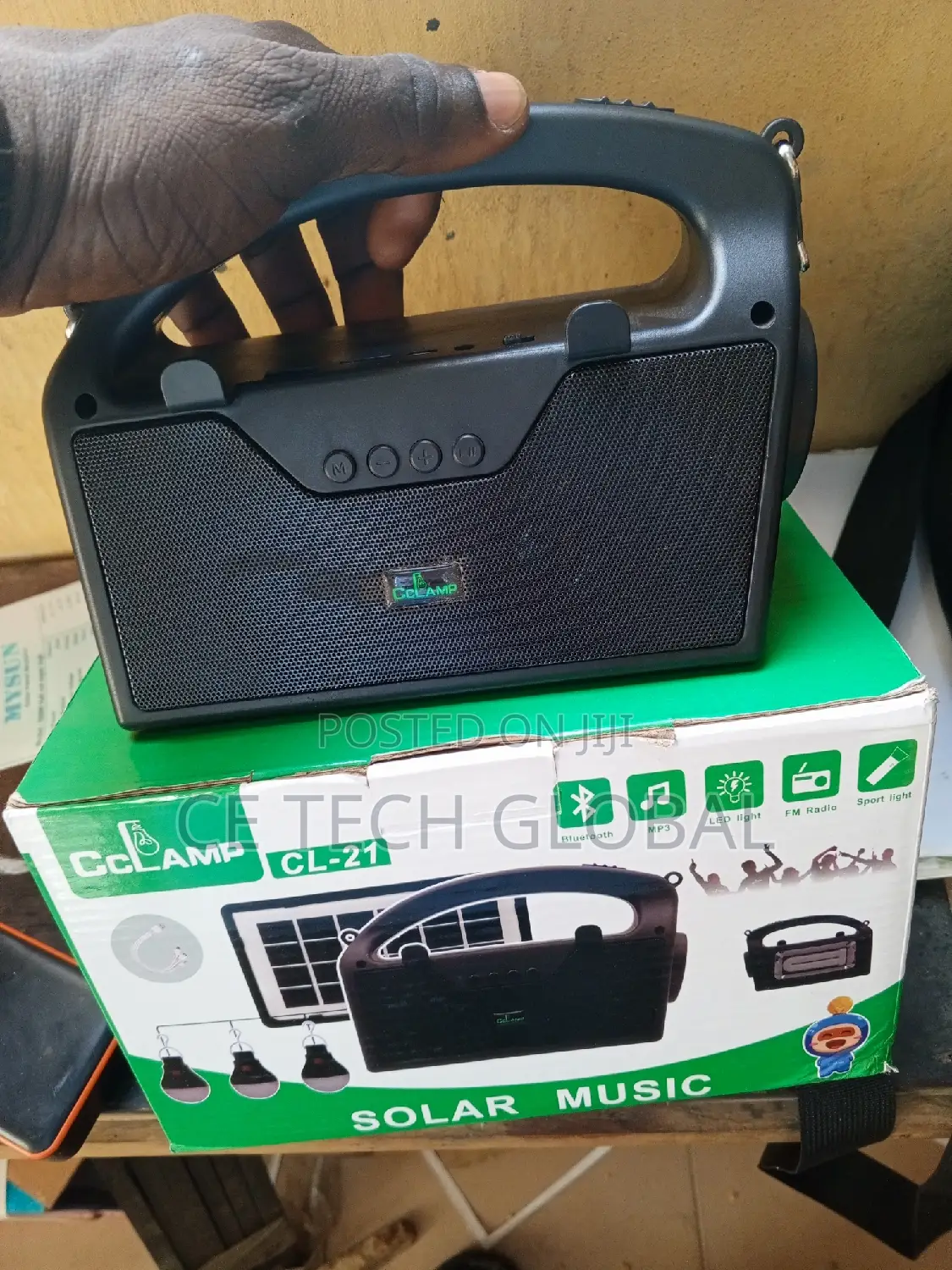 Solar Mp3 and Lighting Kit