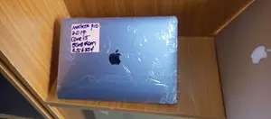 Laptop Apple MacBook Pro 2017 8GB Intel Core I5 SSD 256GB