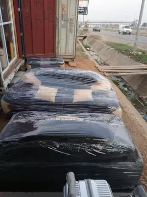 Luxury 7 Seaters Kings Foreign Chairs