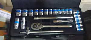Set Of 1⁄2 Socket/Ratchet Spanner