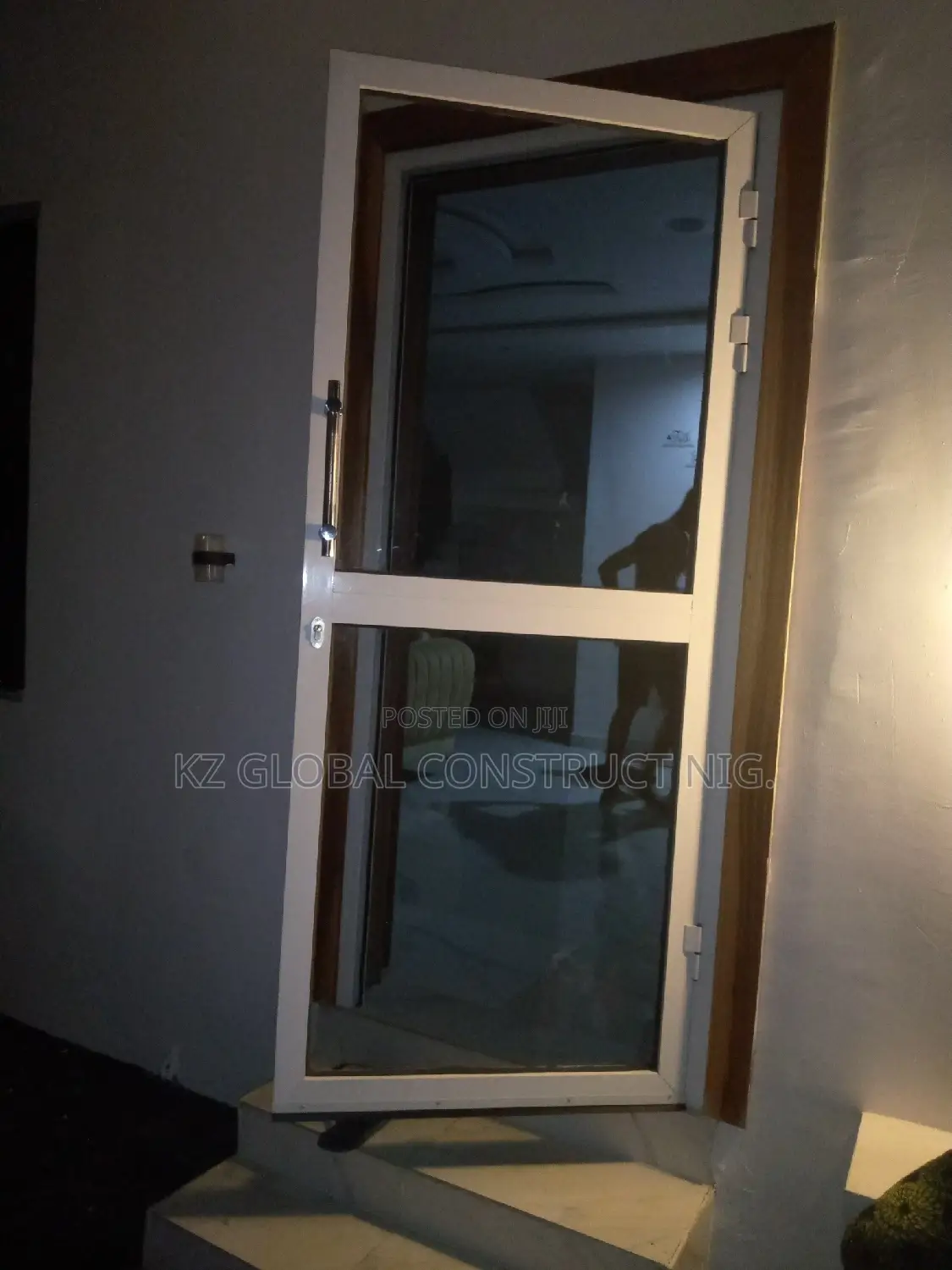 Standard Hinge Door Series 100
