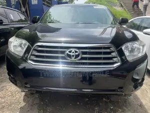 Toyota Highlander Limited 2010 Black