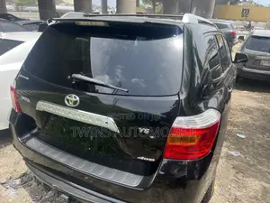 Toyota Highlander Limited 2010 Black