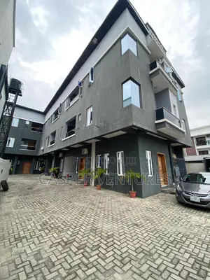 3bdrm Apartment in Chevron for rent