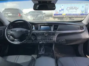 Kia K5 2.0 T-GDI 2013 Matt Black