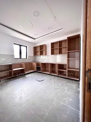 4bdrm Townhouse/Terrace in Ikeja for sale