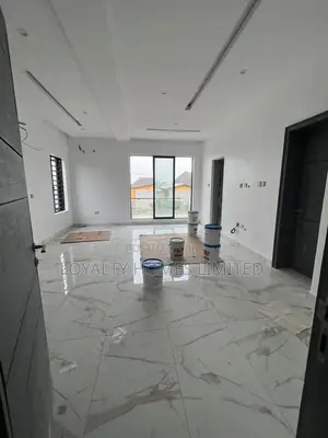 5bdrm Duplex in Lekki for sale