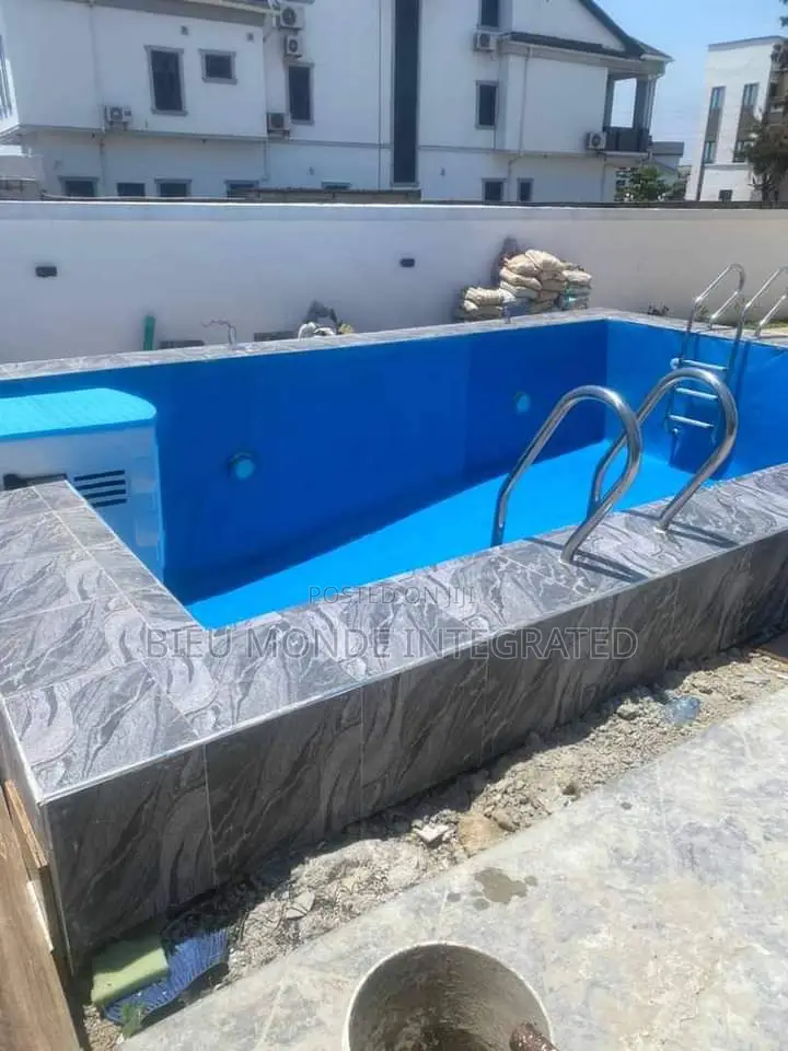 Luxury Swimming Pool Construction
