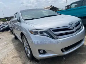 Toyota Venza 2015 Silver