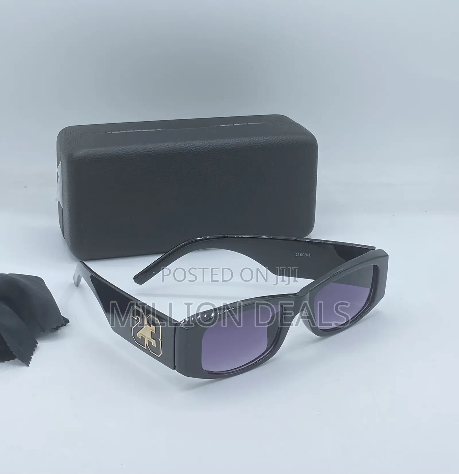 Simple Stylish Men’S Black Sunglasses