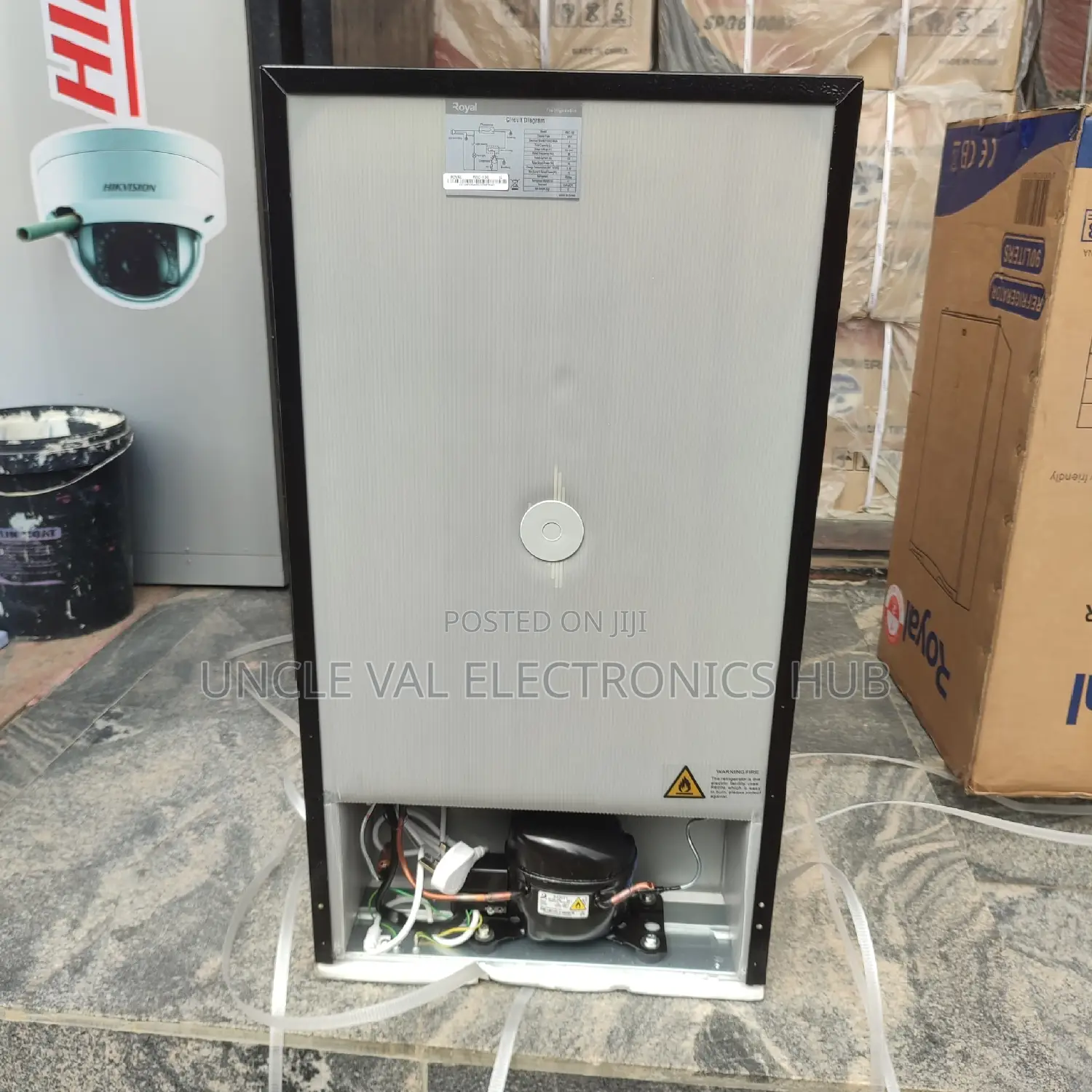 Royal Table Top Fridge 90l