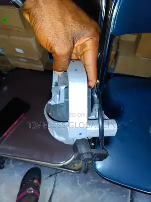 Engine Seating A6 2014