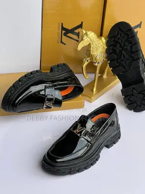 Louis Vuitton Glossy Quality Men Shoe