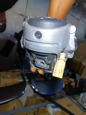 Engine Seating Q5 Audi
