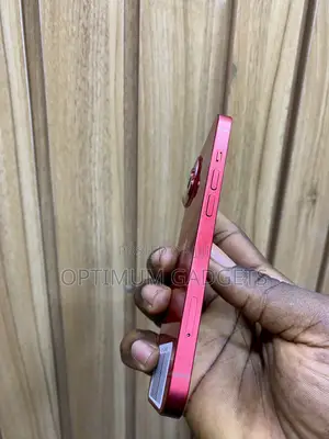 Apple iPhone 13 128 GB Red