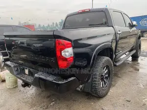 Toyota Tundra 2019 Black
