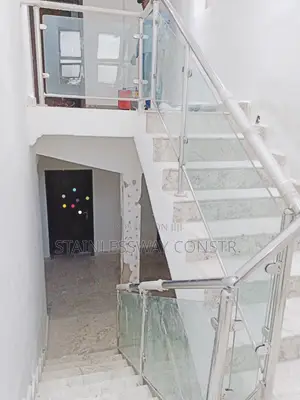 Staircase Glass Utra Railing